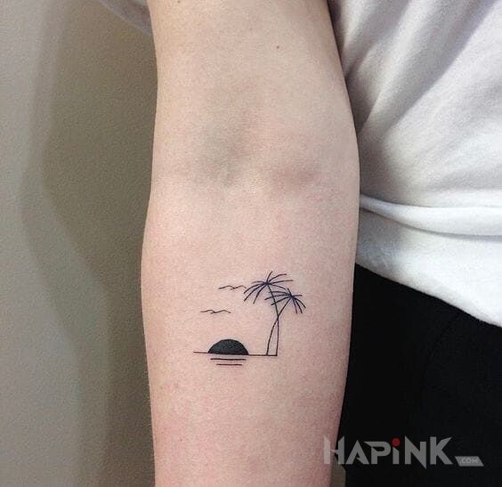 Tattoo Palmy in other motif on the forearm