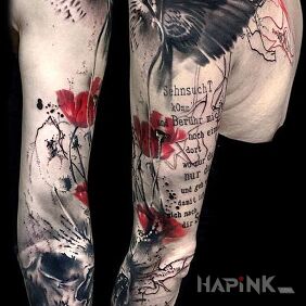 Tattoo Different style on the shoulder blades motif: sleeves