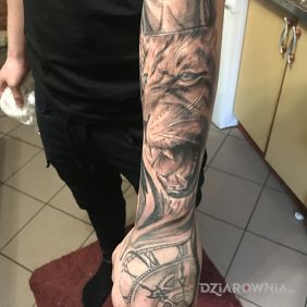 Tatuaż Lew na przedramieniu motyw: 3D styl: realistyczne