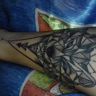 Tatuaż przedramię geometryczny