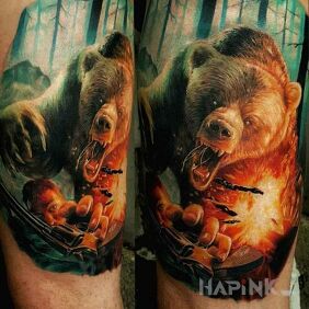 Tattoo Before the bear on the upper arm motif: 3D style: realistic