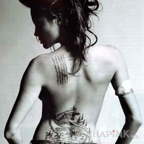 Tattoo Angelina Jolie - Tattoos on her back on the back motif: famous people