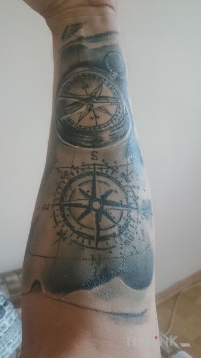 Tattoo Połączenie starego tatuażu z nowym. in realistic style on the forearm