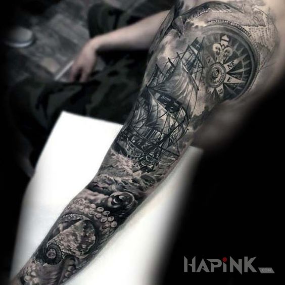 Tattoo Morska przygoda in animals motif and realistic style on the upper arm