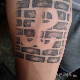 Tattoo WE REMEMBER on the forearm motif: patriotic
