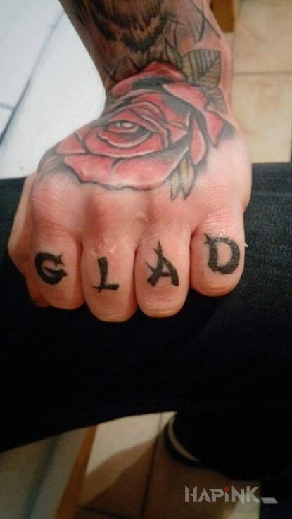 Tattoo Palce in flowers motif on the hand