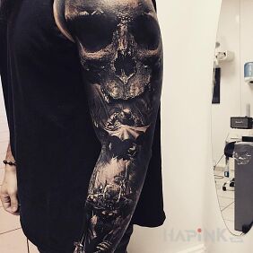 Tattoo Chest - sleeve on the upper arm motif: sleeves style: realistic