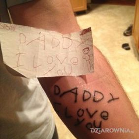 Tatuaż Miłość do taty na przedramieniu motyw: miłosne