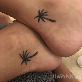 Tattoo Two palms on the foot motif: Love
