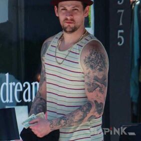 Tattoo Benji Madden - left sleeve on the forearm motif: famous people