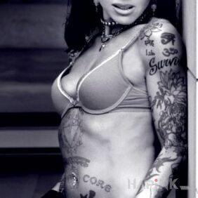 Tattoo Bif Naked - sleeve on the chest motif: famous people