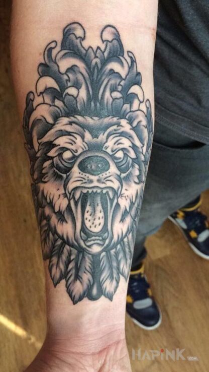 Tattoo Co myślicie o wykonaniu? in animals motif on the forearm