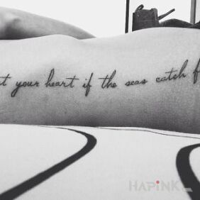 Tattoo Trust your heart on the ribs motif: lettering