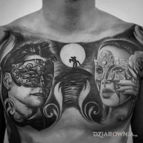 Tatuaż Bal maskowy na klatce motyw: twarze styl: realistyczne