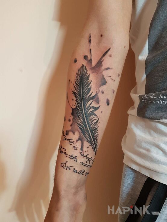 Tattoo Pióro in other motif on the forearm