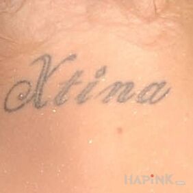 Tattoo Christina Aguilera - neck tattoo on the neck motif: famous people