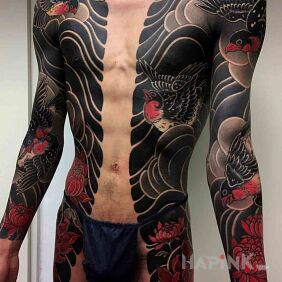 Tattoo Blackbirds on the stomach motif: colorful style: japanese / irezumi