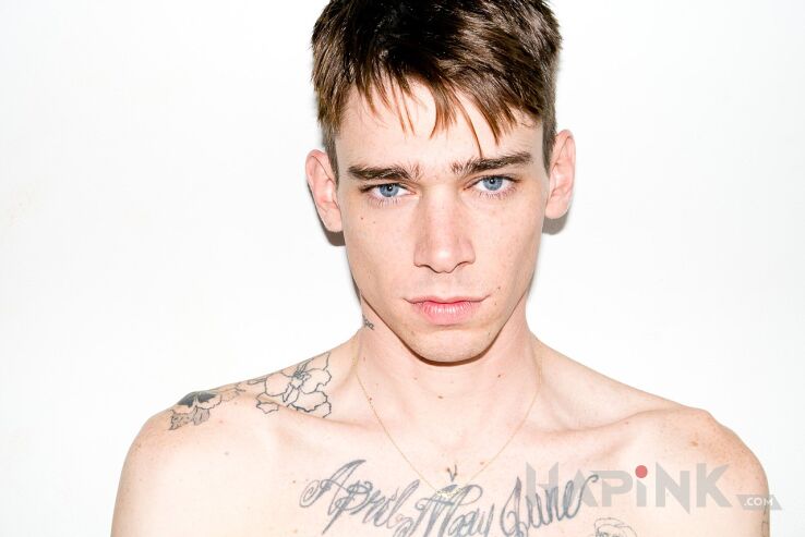Tattoo Cole Mohr - napis in Cole Mohr motif on the chest