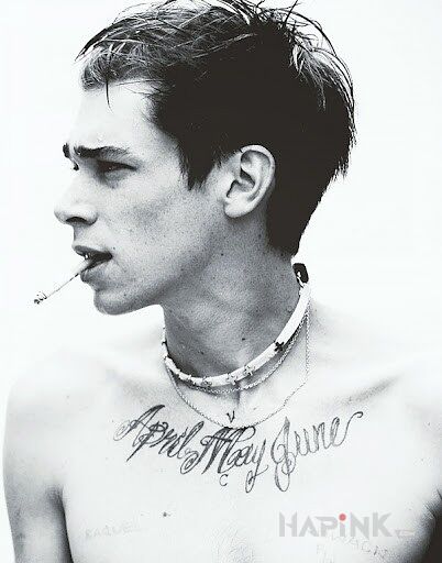 Tattoo Cole Mohr z papierosem in Cole Mohr motif on the chest