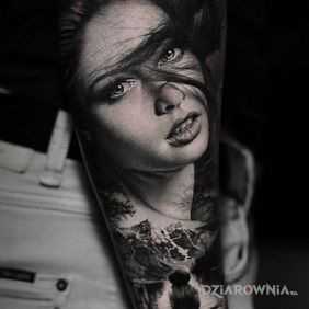 Tatuaż Girl na przedramieniu motyw: twarze styl: realistyczne