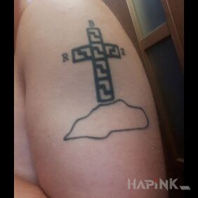 Tattoo Cross , God - Family - Health on the upper arm motif: religious