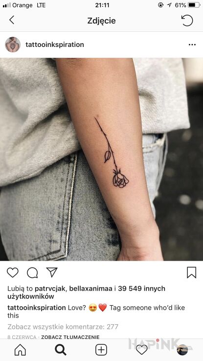 Tattoo Ile za taki tatuaż? in flowers motif on the wrist