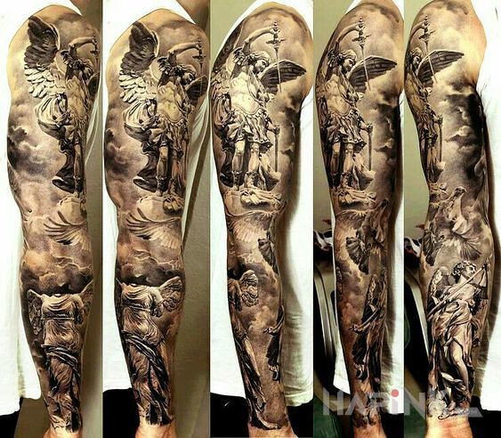 Tattoo Anielski rękaw in sleeves motif on the forearm