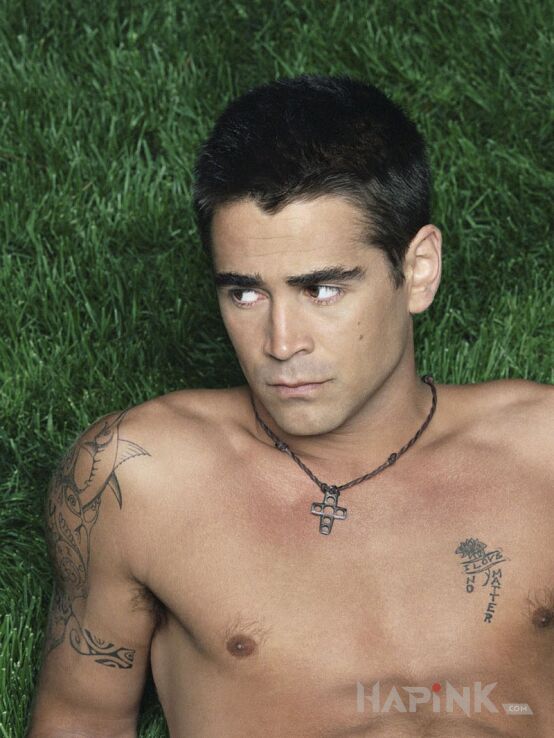 Tattoo Colin Farrell - tatuaż miłosny in Colin Farrell motif on the chest