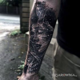 Tatuaż Twarzyczka na przedramieniu motyw: twarze
