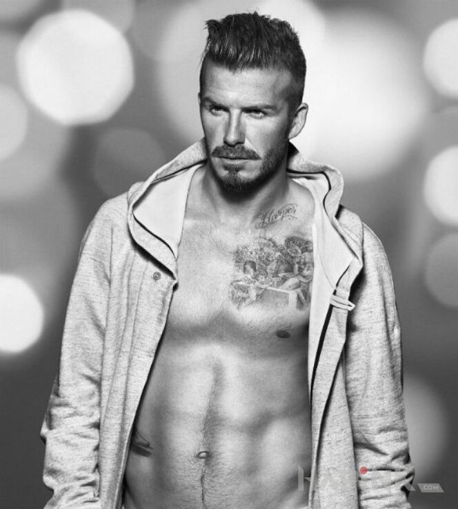 Tattoo David Beckham - tatuaż miłosny na klatce in David Beckham motif on the chest