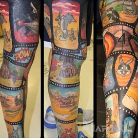 Tattoo Luney tunes on the leg motif: characters
