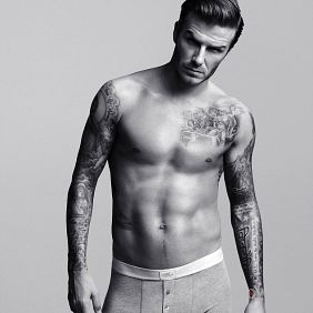 Tatuaż David Beckham - dwa rękawy na ramieniu motyw: sławnych osób
