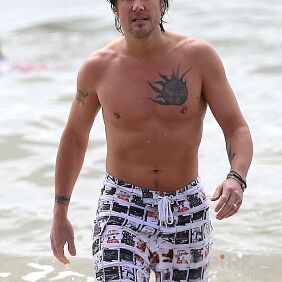 Tattoo Keith Urban - tattoo on left breast on the breast motif: Keith Urban