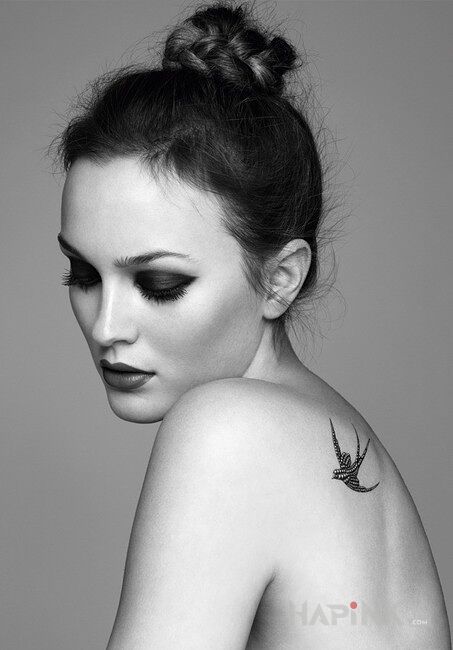 Tattoo Leighton Meester - tatuaż jaskółka in famous people motif on the back