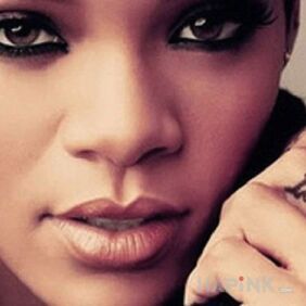 Tattoo Rihanna - love tattoo on finger on the fingers motif: famous people