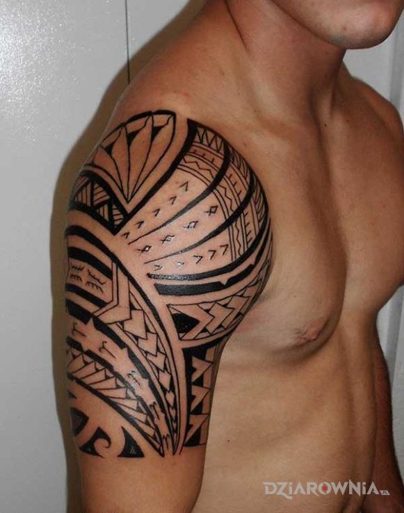 Tatuaż polinezyjski tatuaż na ramieniu w stylu polinezyjskie na ramieniu