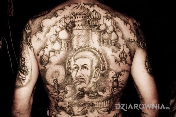 Tatuaż stalin w motywie więzienne na plecach