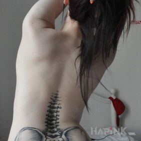 Tattoo Pelvis on the back motif: other