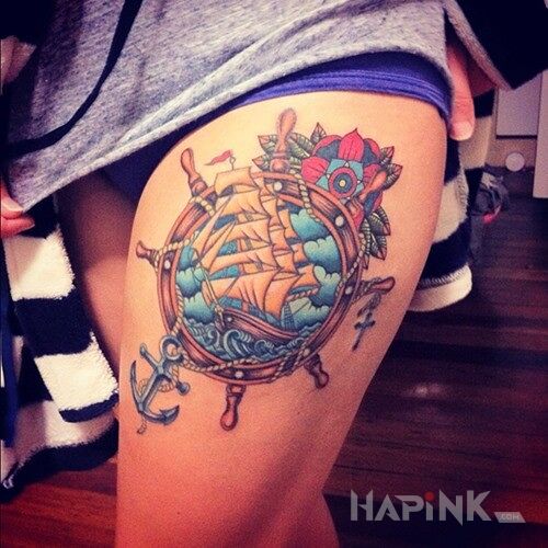 Tattoo Statek in other motif on the leg