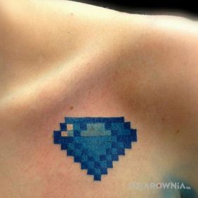 Tatuaż Diament na klatce motyw: kolorowe
