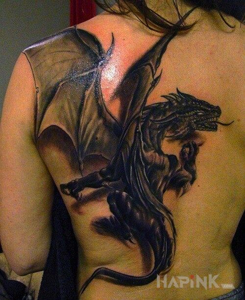 Tattoo Smok in dragons motif on the back