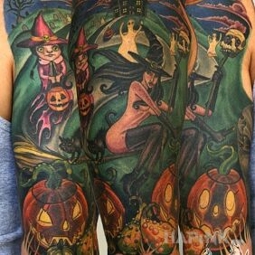 Tattoo Halloween madness on the upper arm motif: characters