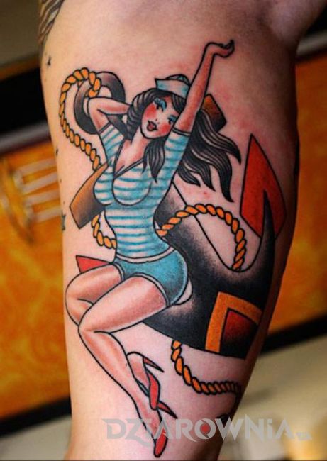 Kolorowy tatuaż dziewczyny pin-up girl