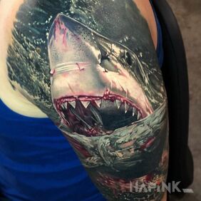 Tattoo Shark on the upper arm motif: 3D style: realistic