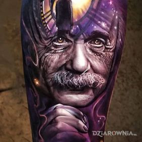 Tatuaż Albert Einstein na łydce motyw: twarze