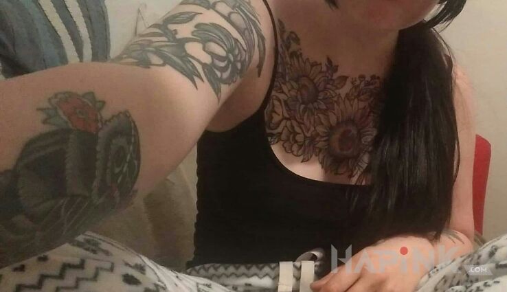 Tattoo Słoneczniki in flowers motif on the forearm