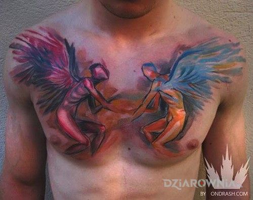 Tatuaż anioły w motywie religijne na klatce