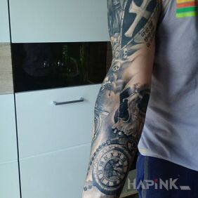 Tattoo Assassin Clock Skull Rosary Hourglass. on the forearm motif: sleeves