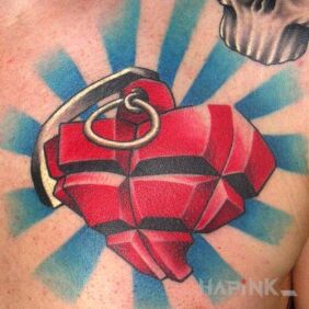Tattoo Garnet on the chest motif: other