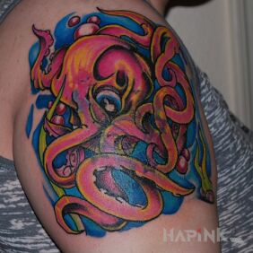 Tattoo Octopus on the upper arm motif: animals